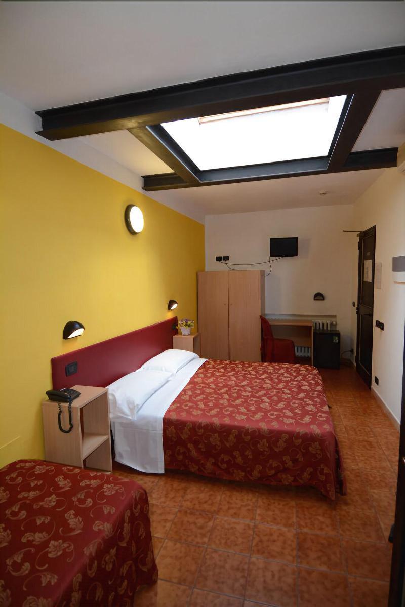Abbazia Bed & Breakfast Мантуя Екстер'єр фото